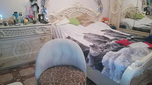 Debra Phoenix online show from 04/11/26, 07:07