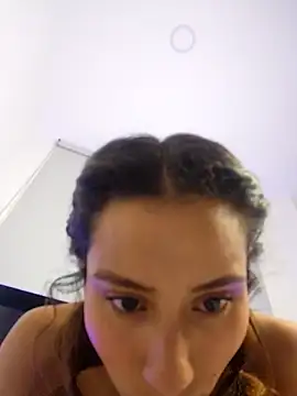 varenkaivanova 22 online show from 01/05/25, 10:43