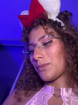 varenkaivanova 22 online show from 02/13/25, 09:20