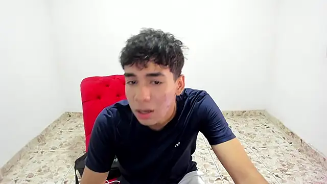 Snapshot of Harry_LatinBoy chatting on 02/26/25, 07:49 Harry LatinBoy online show from 02/26/25, 07:49