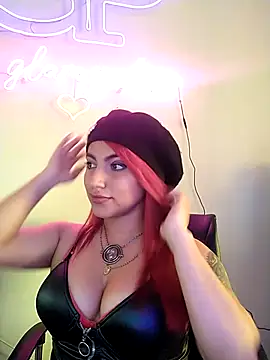 Snapshot of Naomy_veracruz_ chatting on 02/24/25, 07:30 Naomy veracruz online show from 02/24/25, 07:30