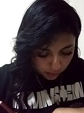 Snapshot of Naomy_veracruz_ chatting on 11/10/25, 01:48 Naomy veracruz online show from 11/10/25, 01:48