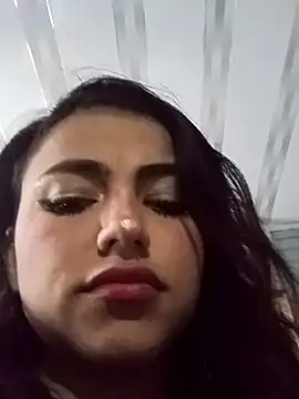 Naomy veracruz  online show from 04/06/26, 12:50