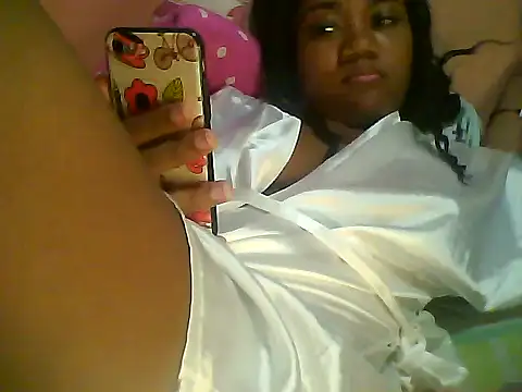 Fariana01 online show from 01/17/25, 01:57