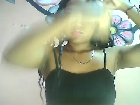 Fariana01 online show from 01/18/25, 07:48