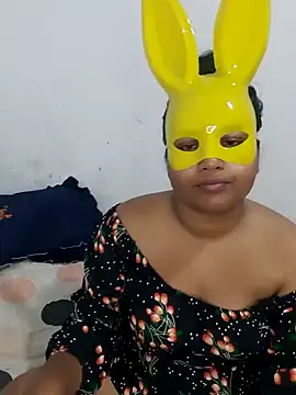 Snapshot of Masha_123 chatting on 03/05/25, 05:29 Masha 123 online show from 03/05/25, 05:29