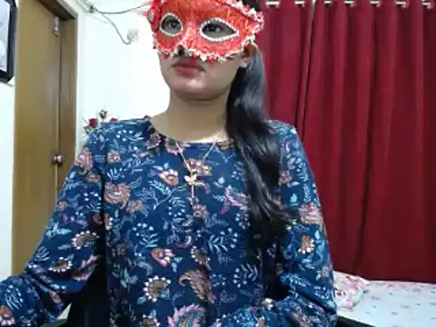 taisina online show from 02/06/25, 10:53