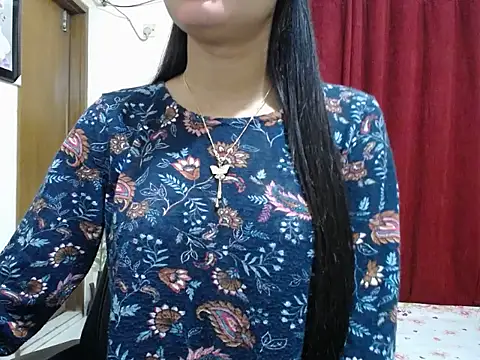 taisina online show from 02/19/25, 11:36