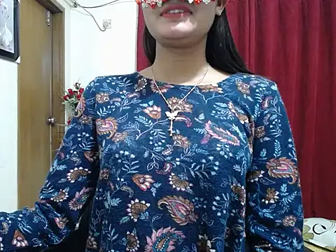 taisina online show from 02/24/25, 11:09