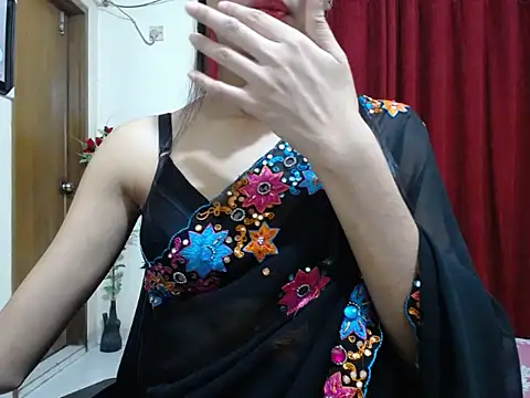 taisina online show from 03/10/25, 08:34