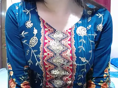 taisina online show from 11/26/25, 03:02