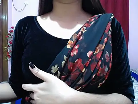 taisina online show from 12/22/25, 04:15