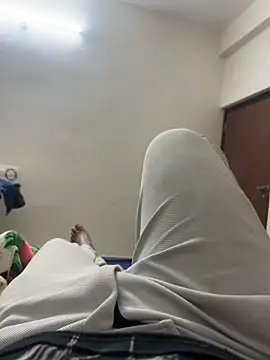 Snapshot of aprivateguy chatting on 02/15/26, 08:38 aprivateguy online show from 02/15/26, 08:38