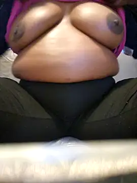 Snapshot of ninki chatting on 01/08/25, 04:33 ninki online show from 01/08/25, 04:33