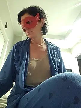 Vagabondainnamorata online show from 12/23/25, 04:21