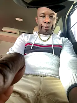 Snapshot of Bignc chatting on 09/23/25, 03:37 Bignc online show from 09/23/25, 03:37