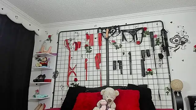 abby eemily online show from 12/19/25, 12:01