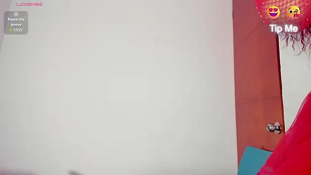 Snapshot of Zoey_Donovan chatting on 11/01/25, 08:22 Zoey Donovan online show from 11/01/25, 08:22