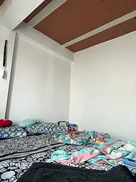 LollaByer online show from 03/20/25, 09:02