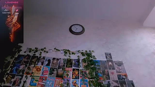 Snapshot of Kleo_Godde chatting on 11/28/25, 10:23 Kleo Godde online show from 11/28/25, 10:23