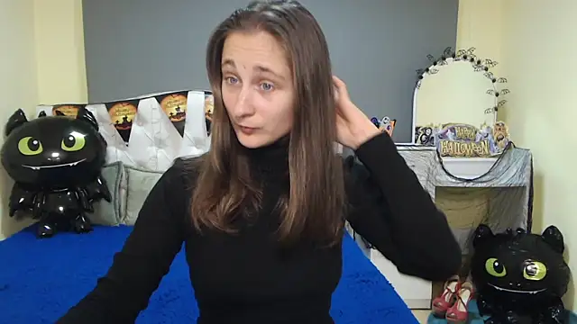 MichelLeee online show from 10/27/25, 12:20