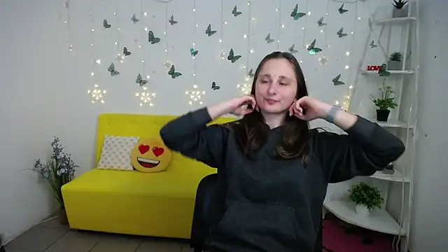 MichelLeee online show from 03/19/26, 12:09