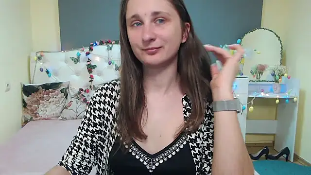 MichelLeee online show from 04/02/26, 11:30