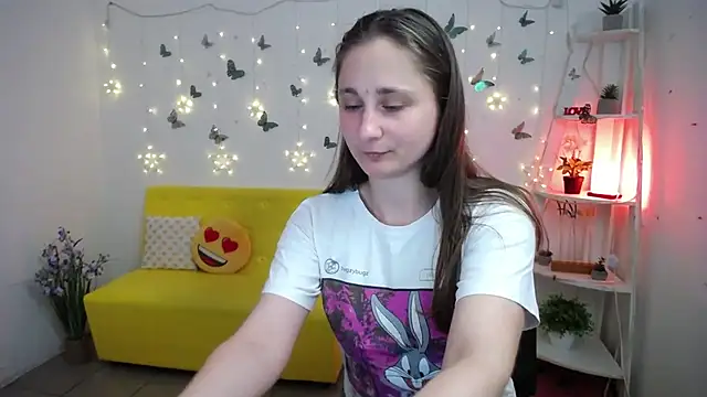 Snapshot of MichelLeee chatting on 05/06/26, 01:16 MichelLeee online show from 05/06/26, 01:16