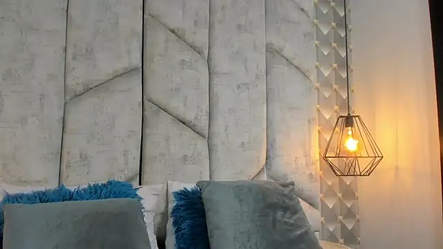 AshleyHill2 online show from 04/07/26, 02:01