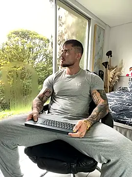 DimitriSullivan  online show from 01/15/26, 01:05