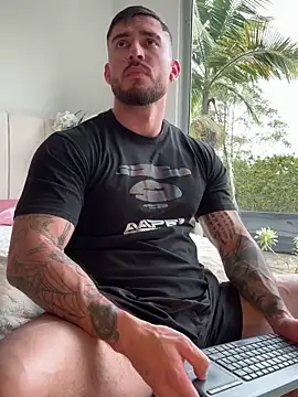 DimitriSullivan  online show from 04/06/26, 02:51