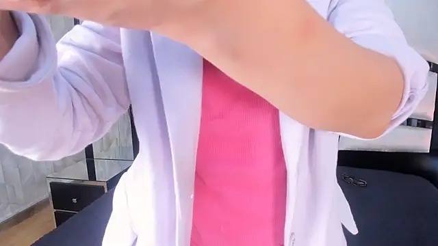 AriannaRussell  online show from 02/11/25, 02:46