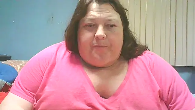 Snapshot of Honeybee2025 chatting on 12/15/24, 12:07 Honeybee2025 online show from 12/15/24, 12:07