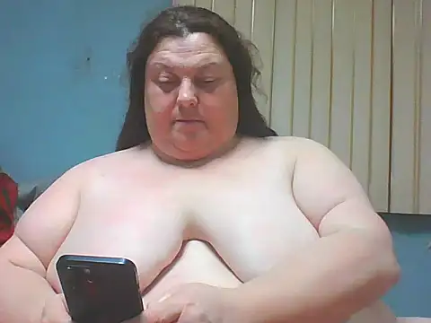 Snapshot of Honeybee2025 chatting on 02/13/25, 10:43 Honeybee2025 online show from 02/13/25, 10:43