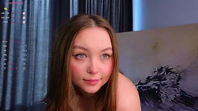 Snapshot of GwendolynFinch chatting on 03/15/25, 04:13 GwendolynFinch online show from 03/15/25, 04:13