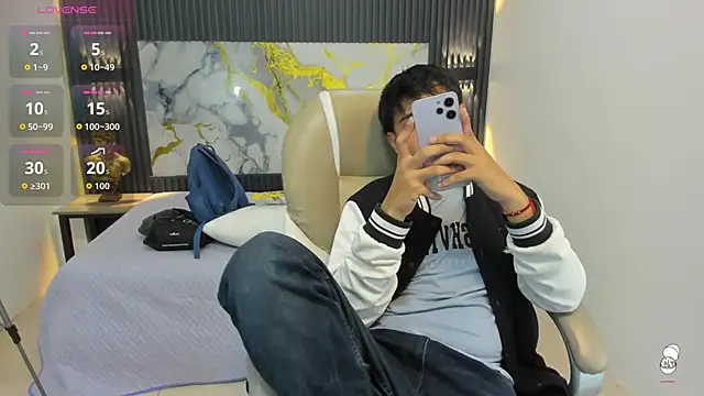 AndrewPherson online show from 09/18/25, 01:02