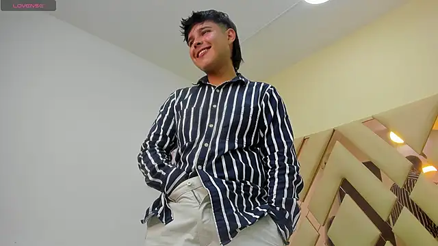 AndrewPherson online show from 04/21/26, 08:34