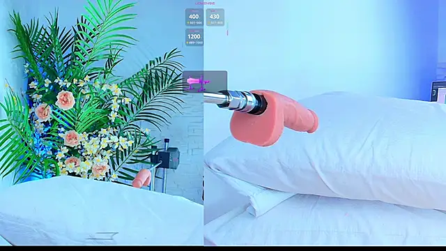 Snapshot of Kinky__Karo chatting on 10/12/25, 01:37 Kinky Karo online show from 10/12/25, 01:37