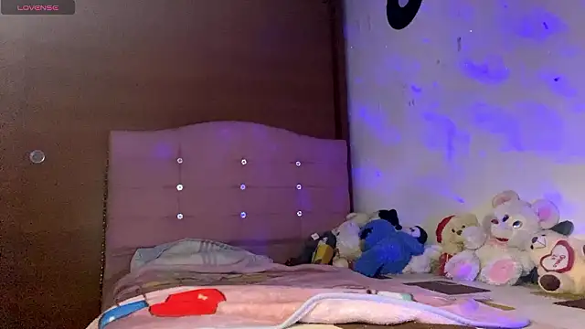 male couper online show from 02/06/26, 01:21