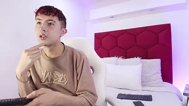 Noah Xitruxx online show from 11/20/25, 12:49