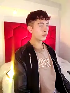 Noah Xitruxx online show from 12/05/25, 12:36