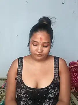 Snapshot of Sex-Nia chatting on 12/20/24, 04:25 Sex-Nia online show from 12/20/24, 04:25