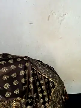 xpihu online show from 10/21/25, 06:41