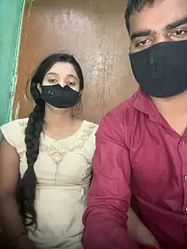Snapshot of Suhani512 chatting on 07/18/26, 11:30 Suhani512 online show from 07/18/26, 11:30