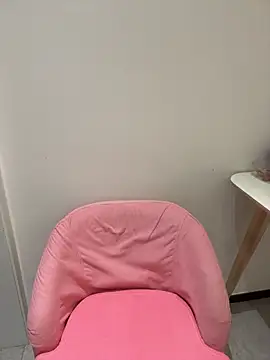 Selenaaaaa- online show from 02/08/26, 02:31