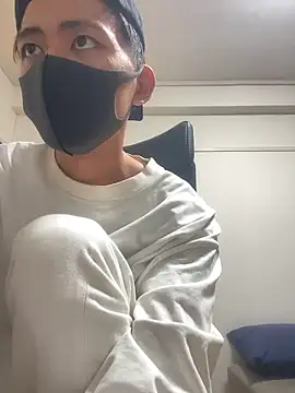 Manato jp 1215 online show from 04/18/26, 11:58