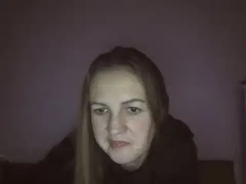 Snapshot of Milaniya261 chatting on 01/25/25, 12:17 Milaniya261 online show from 01/25/25, 12:17