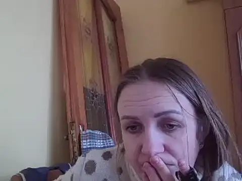 Snapshot of Milaniya261 chatting on 02/22/25, 11:57 Milaniya261 online show from 02/22/25, 11:57