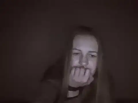 Snapshot of Milaniya261 chatting on 02/26/25, 12:38 Milaniya261 online show from 02/26/25, 12:38