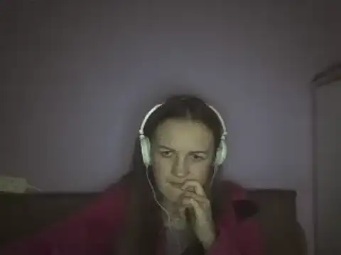 Snapshot of Milaniya261 chatting on 03/03/25, 04:25 Milaniya261 online show from 03/03/25, 04:25